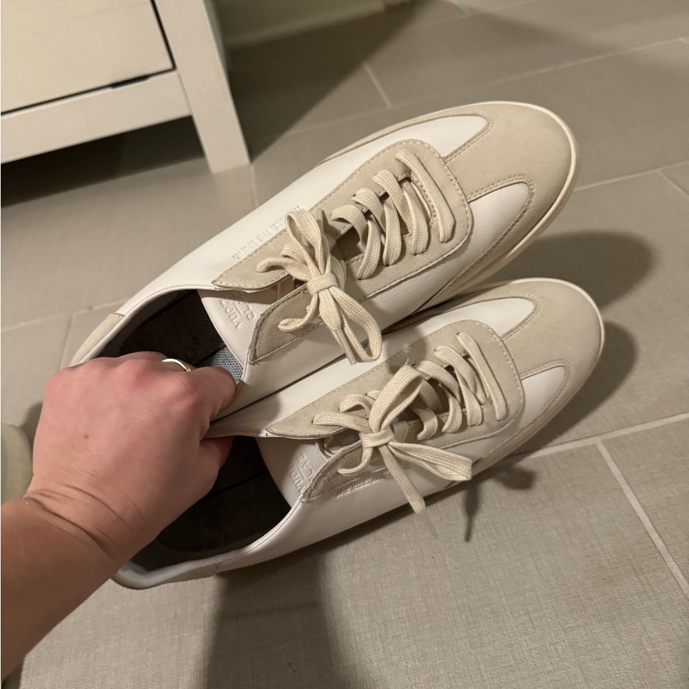 Vuori Clae off-white sneakers - Picture 2 of 5